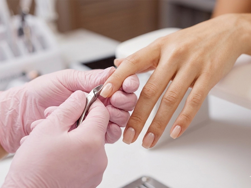 Clean Manicure